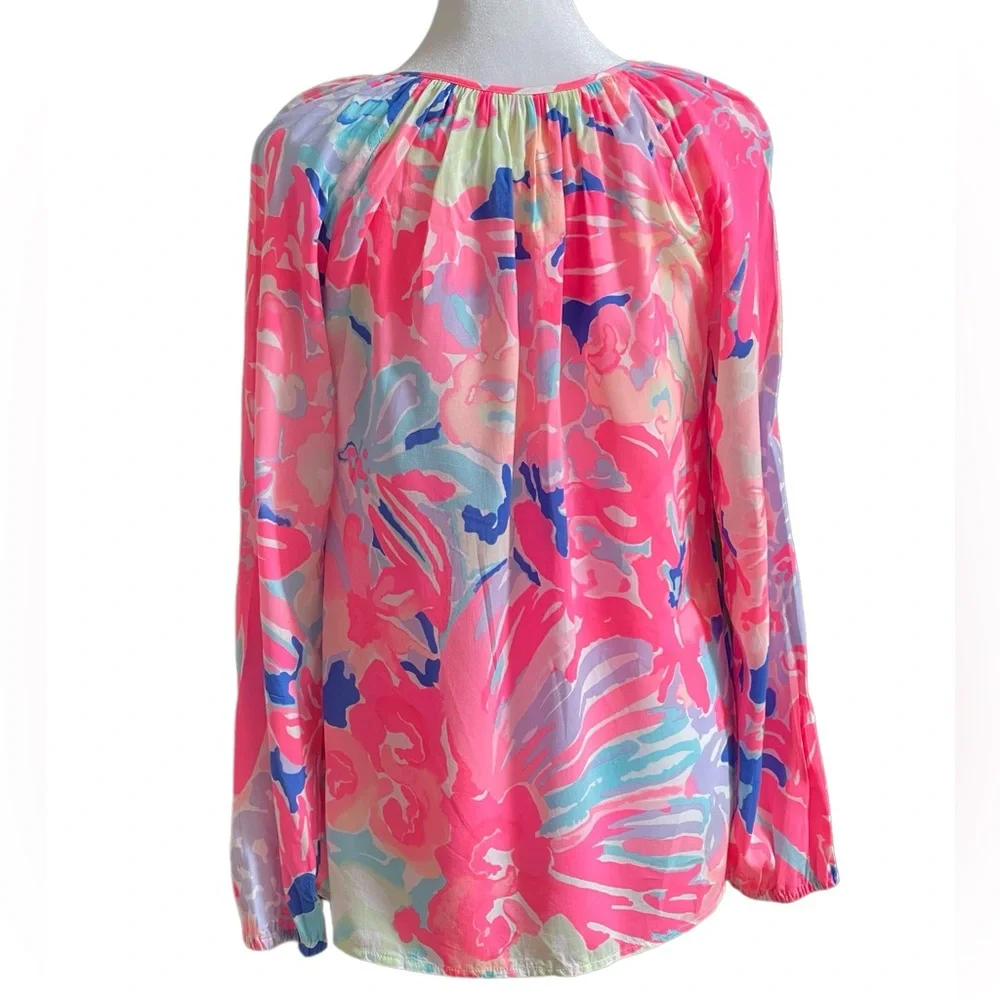 Lilly Pulitzer Playa Hermosa Willa Top Neon Pink Blues White Sz XS Long Sleeves - Picture 8 of 14